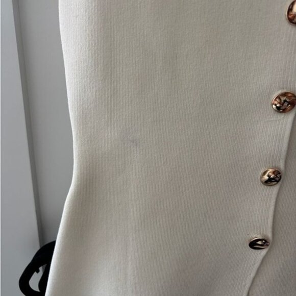 Zara Ivory Knit Top with Metallic Accent - Picture 13 of 16
